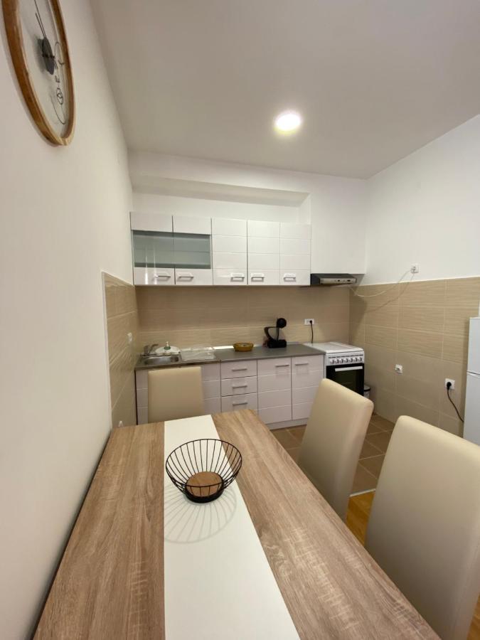 Apartman A&M Tivat Exterior photo